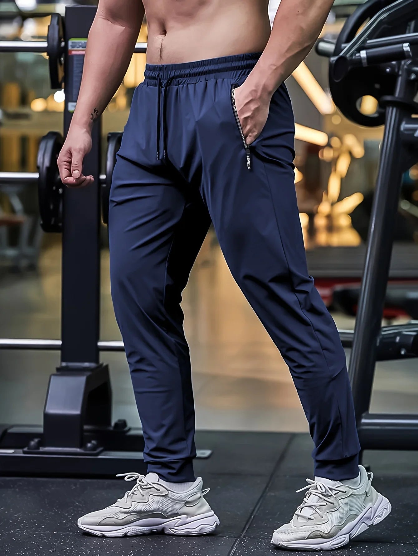 Men's lightweight breathable high stretch jogging pants for training